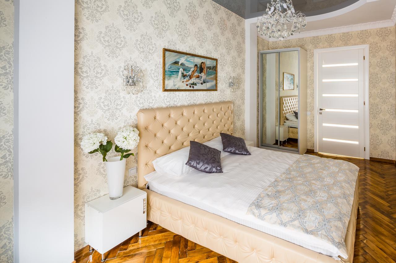 Designer Apartment Зі Світлом! Lvov Exteriér fotografie